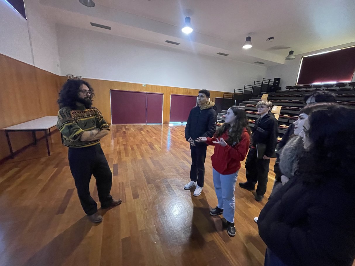 Palestra: Modelo padrão da Física e o CERN